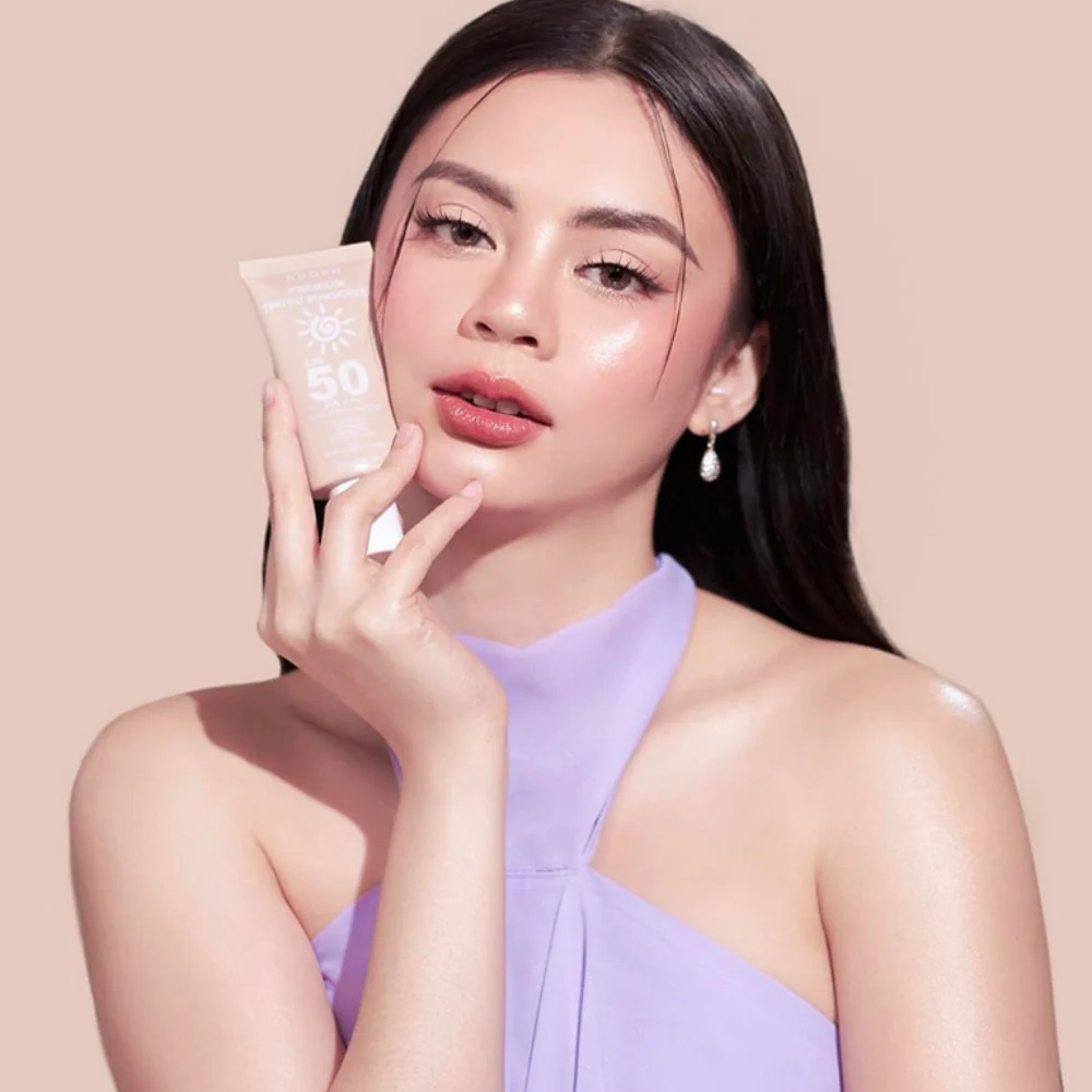 Adorn Premium Tinted Sunscreen SPF 50 PA+++ - 50g - Image 5