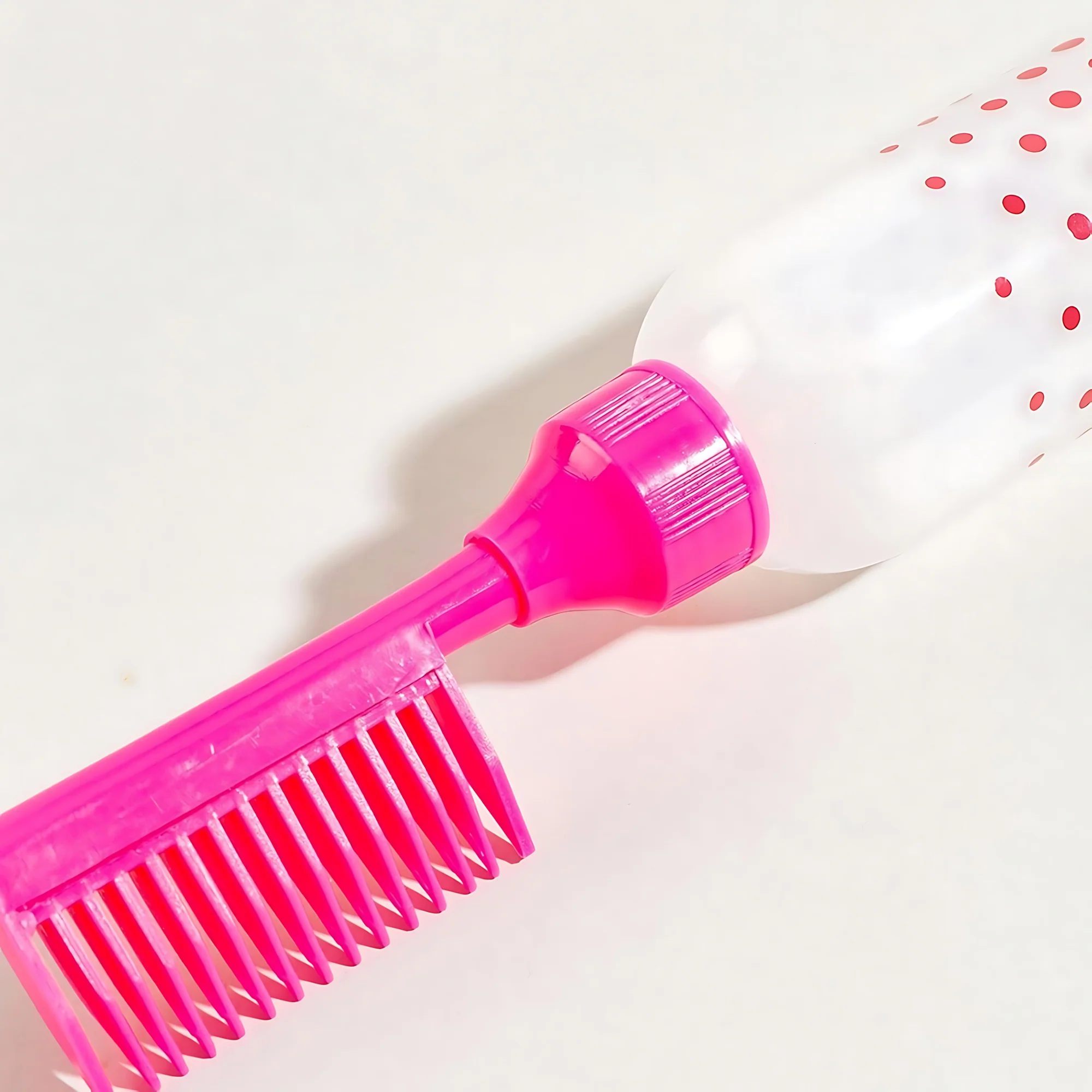 Hair Dye or Oil Applicator Bottle with Root Comb - Image 10