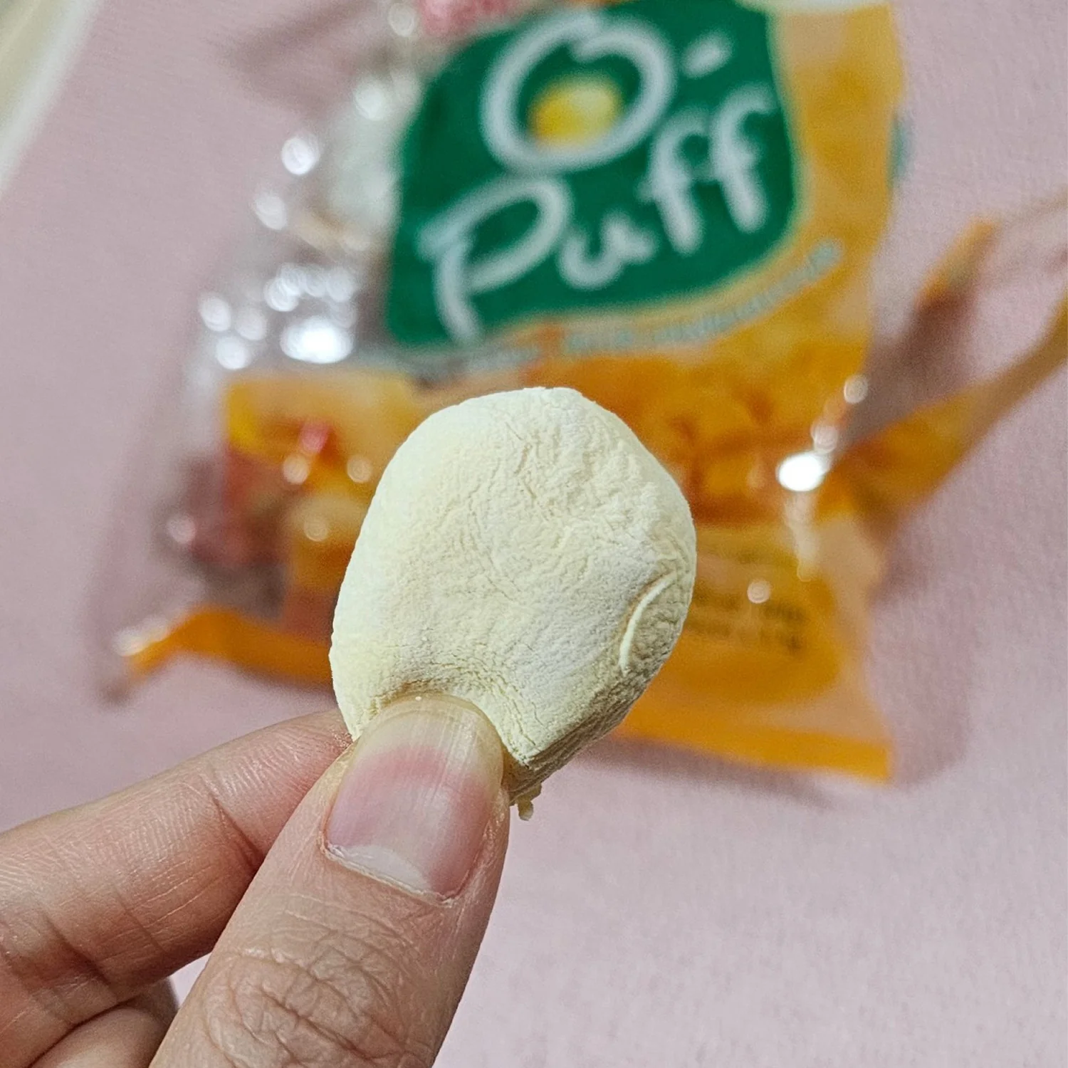 Oishi O-Puff Mango Cream Filled Marshmallow (24 x 3.5g – 84g) - Image 5