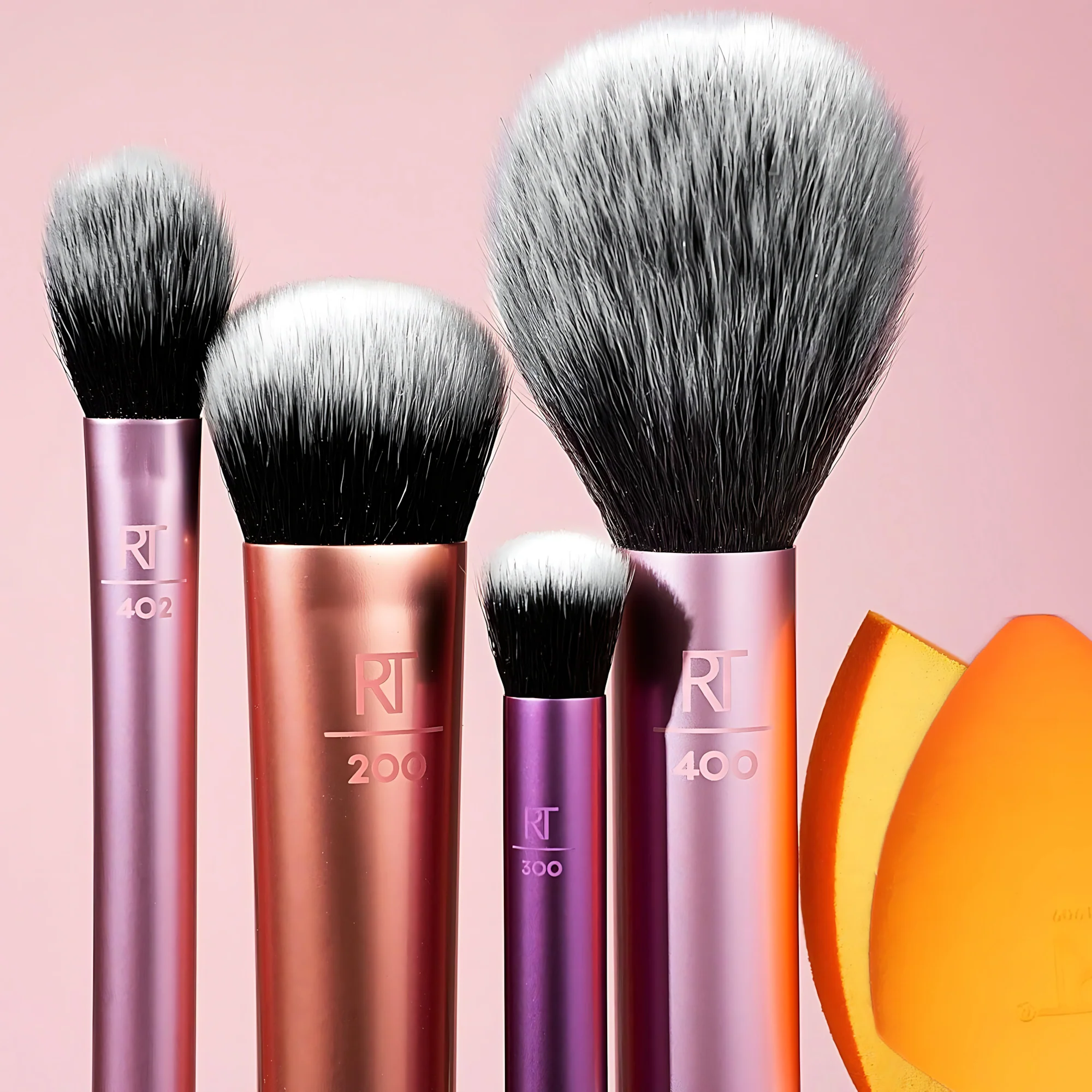 Real Techniques Everyday Essentials Makeup Brush Set - Image 4