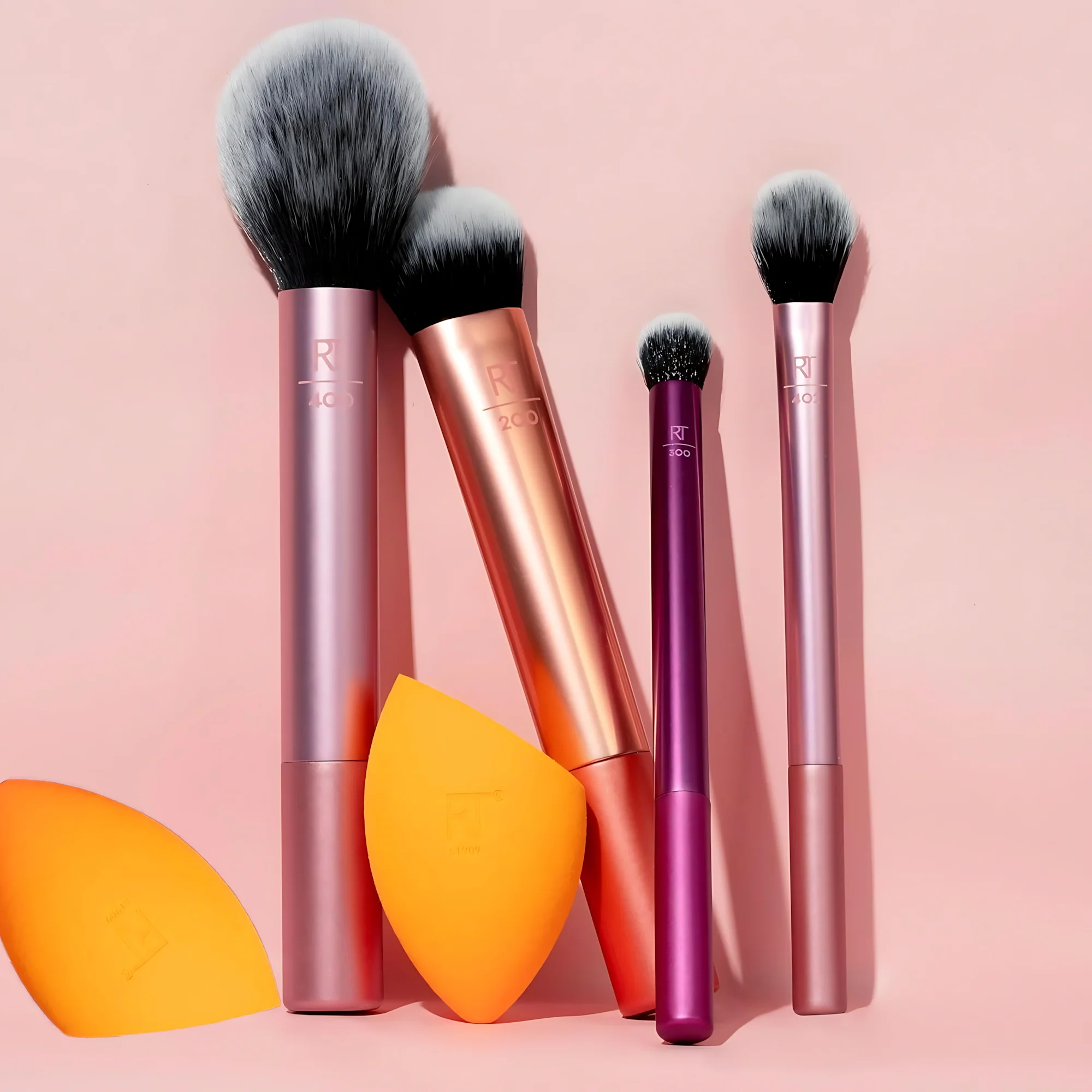 Real Techniques Everyday Essentials Makeup Brush Set - Image 8